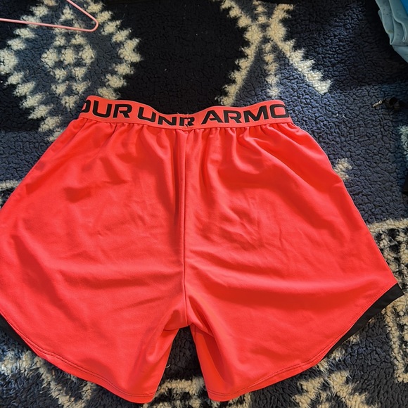 Under armour loose extra small girls shorts - Picture 2 of 3
